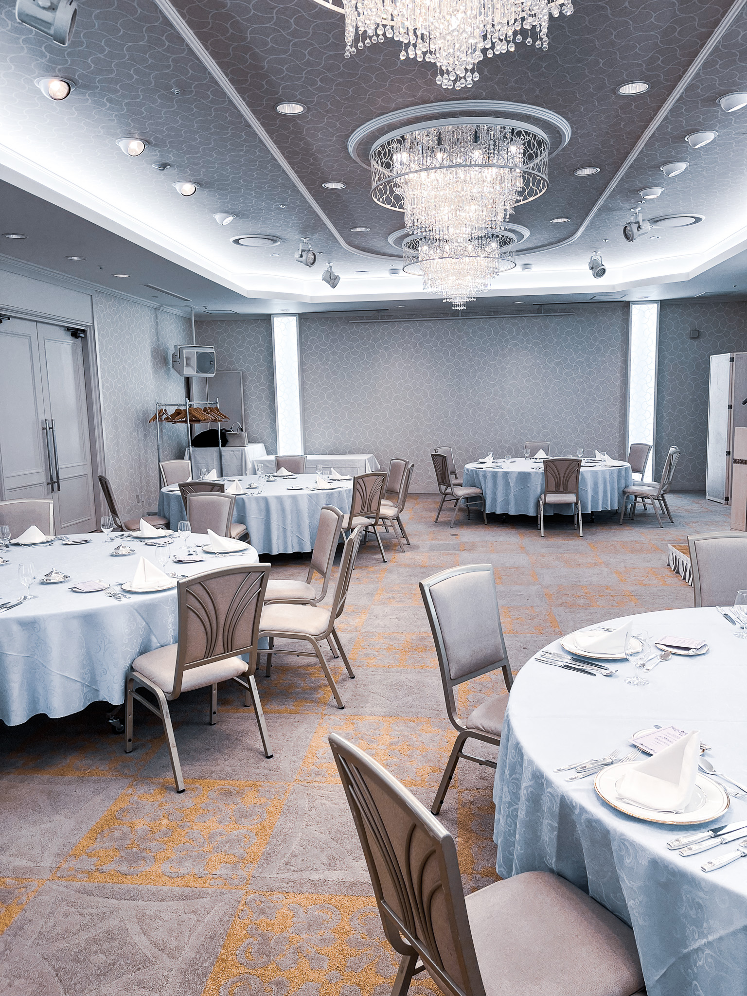 パーティーコンパニオン